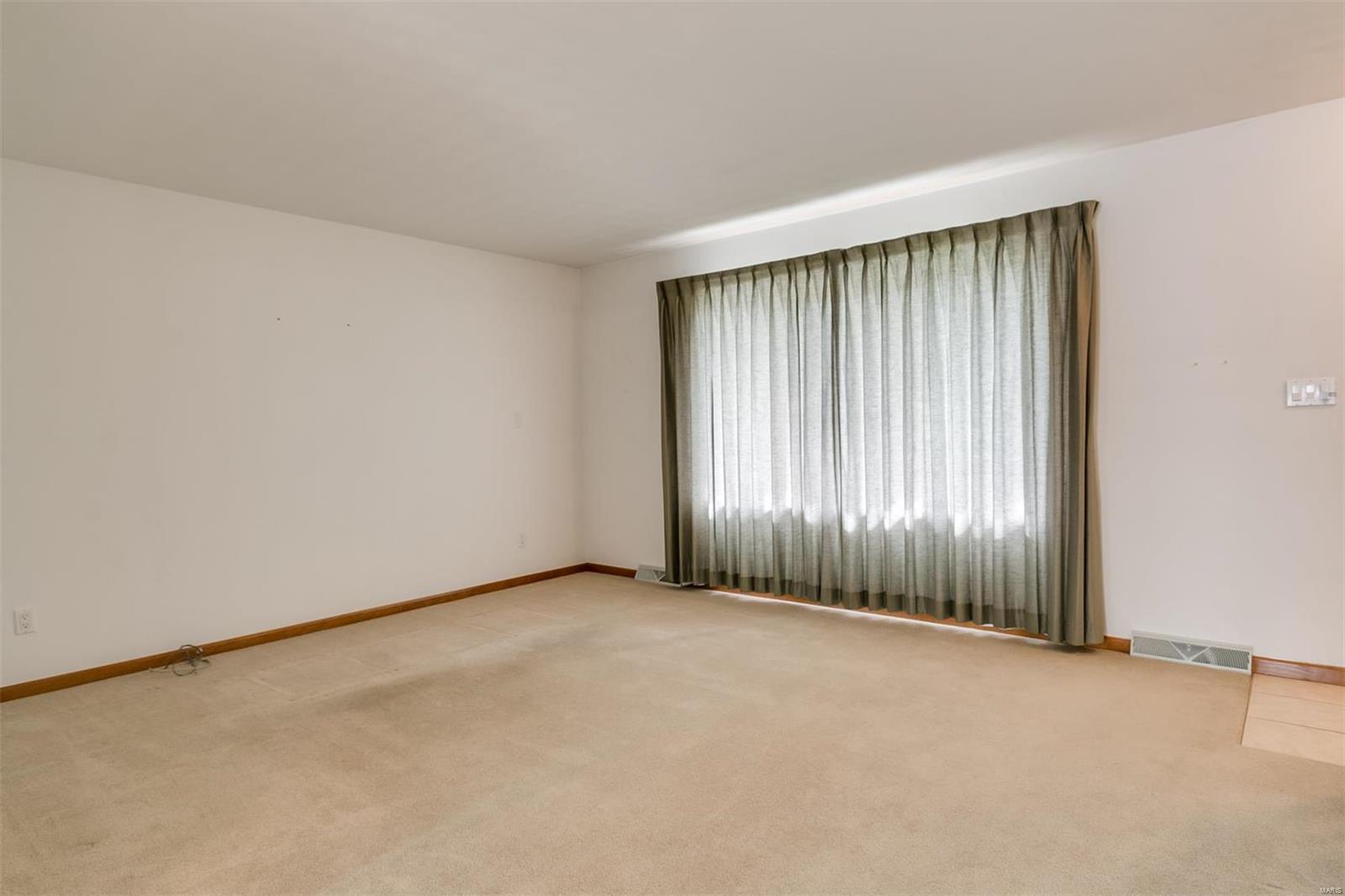 711 Hill Castle Road Columbia, IL 62236 - Photo 7 of 31 Gallery Image 7