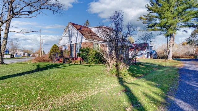 $395,000 | 234 Log City Road, Amsterdam, NY 12010