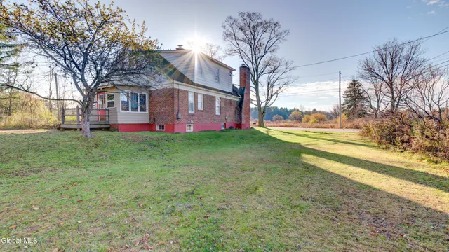 $395,000 | 234 Log City Road, Amsterdam, NY 12010