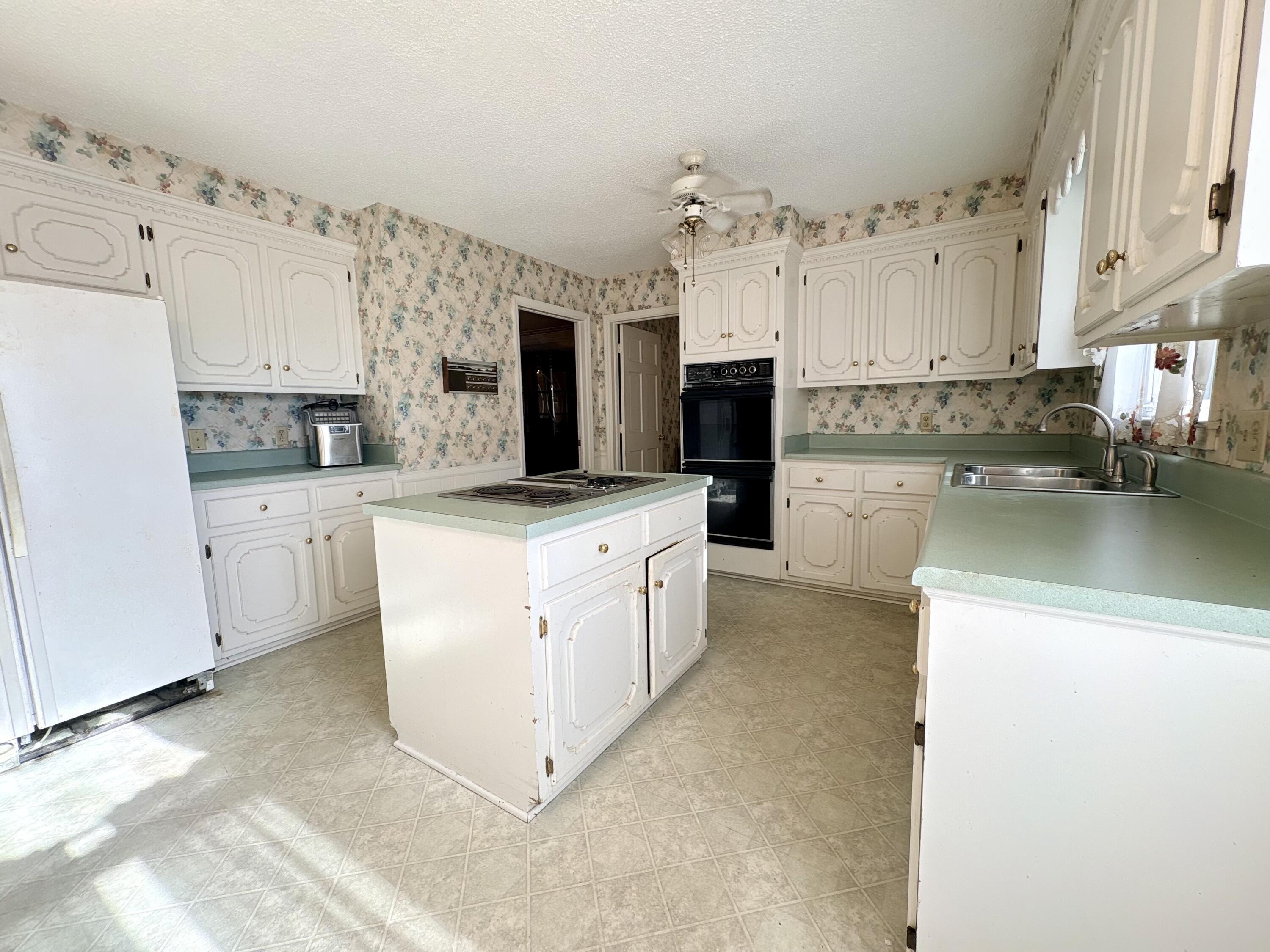 1409 Fairview Road Pelion, SC 29123 - Photo 18 of 52
