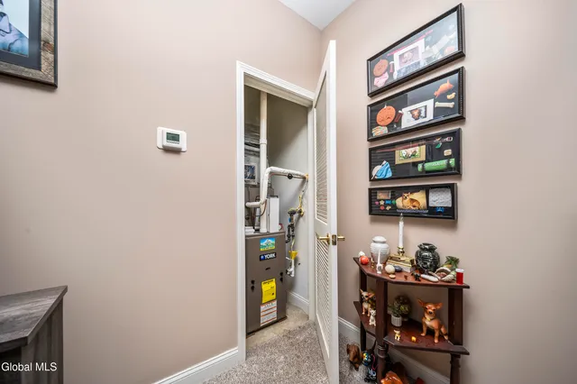 $259,900 | 205 N Ridge, Troy, NY 12182