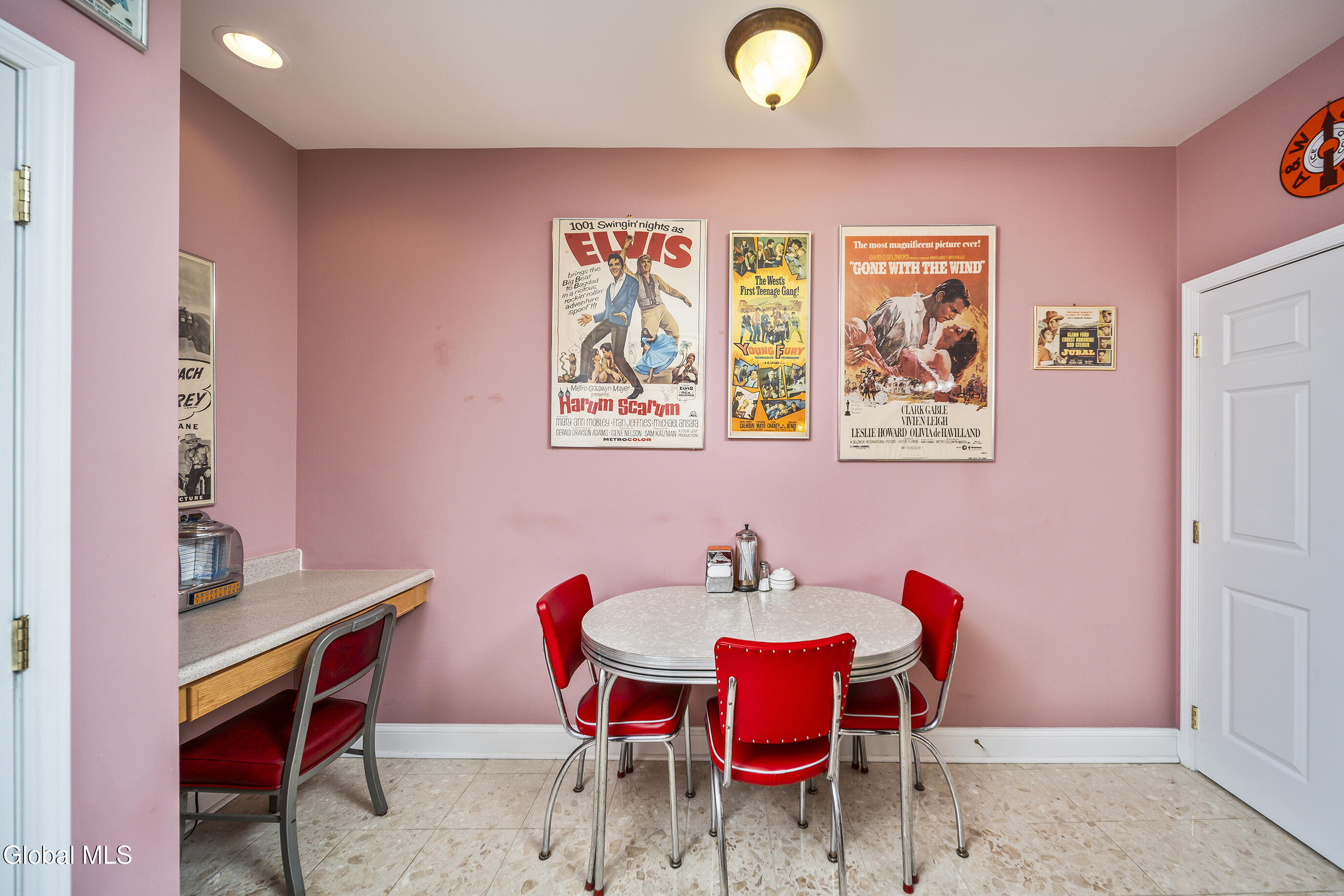 205 N Ridge Troy, NY 12182 - Photo 15 of 33 015-205-North-Ridge-Estate-Troy-NY-12182