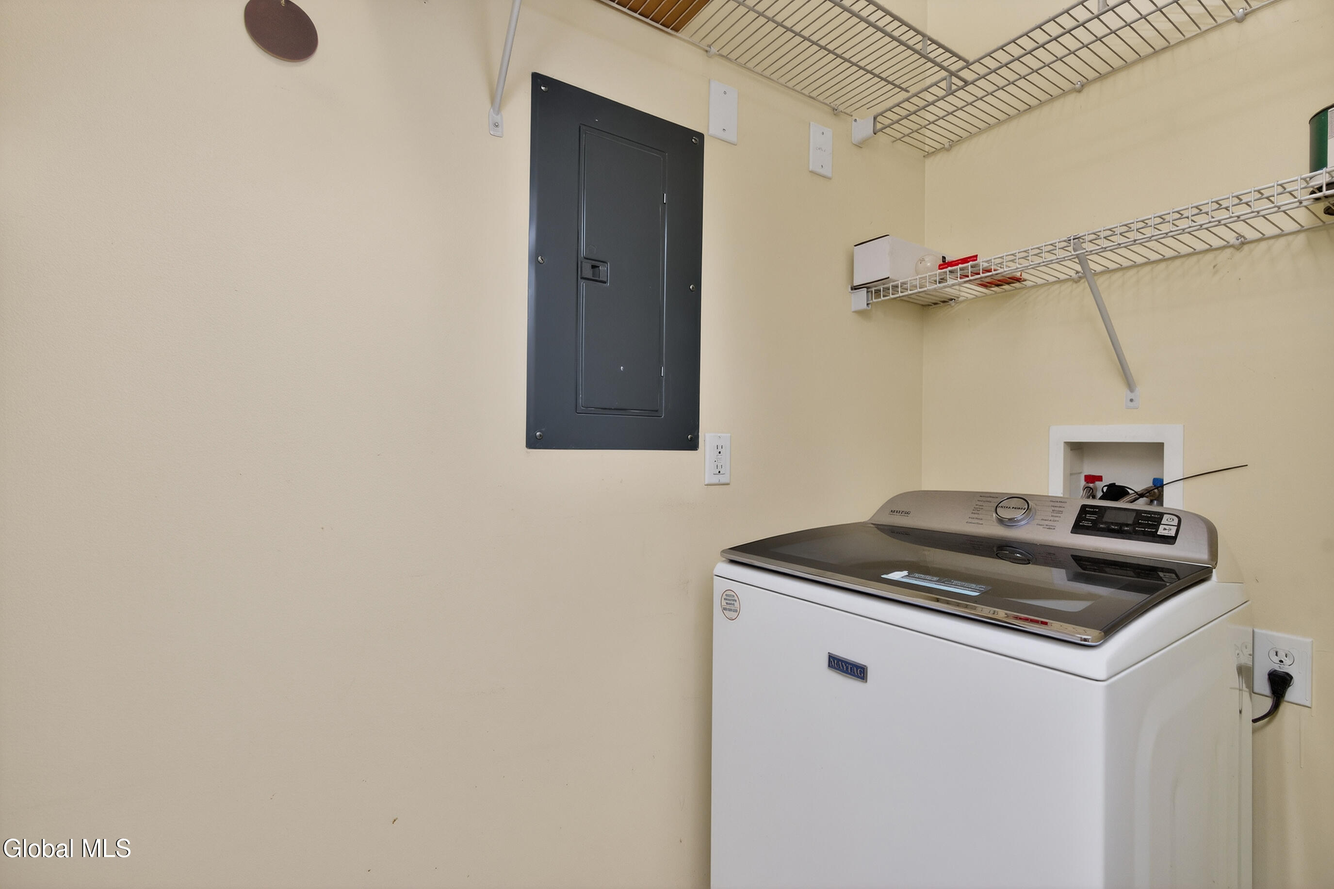 205 N Ridge Troy, NY 12182 - Photo 17 of 35 012-205-N-Ridge-Troy-NY-12182