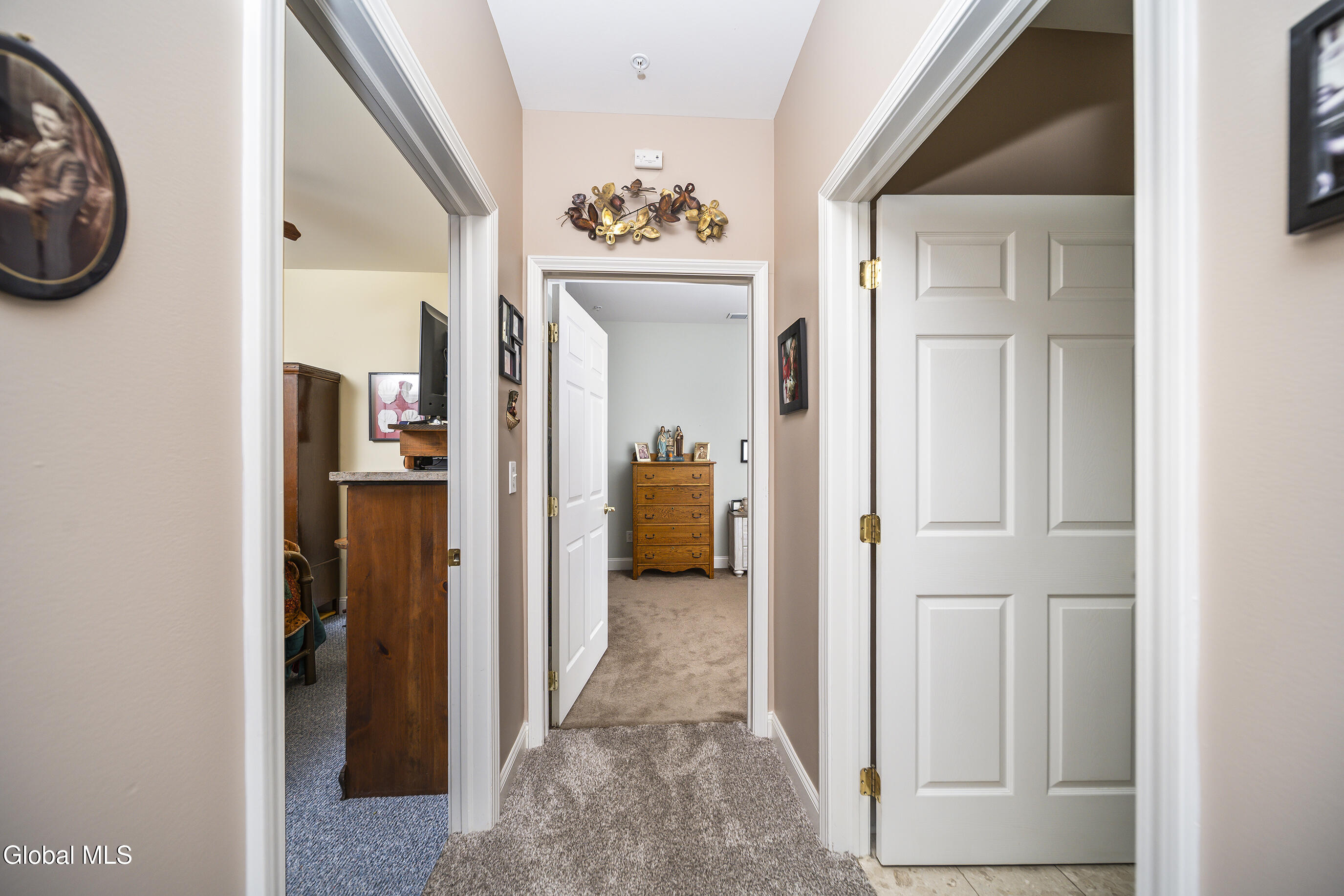 205 N Ridge Troy, NY 12182 - Photo 30 of 33 030-205-North-Ridge-Estate-Troy-NY-12182