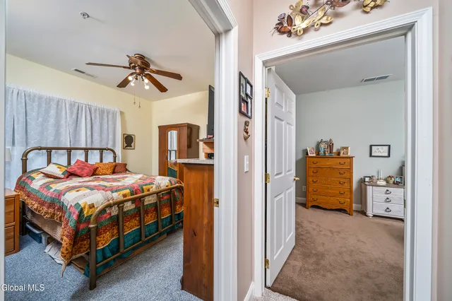 $259,900 | 205 N Ridge, Troy, NY 12182