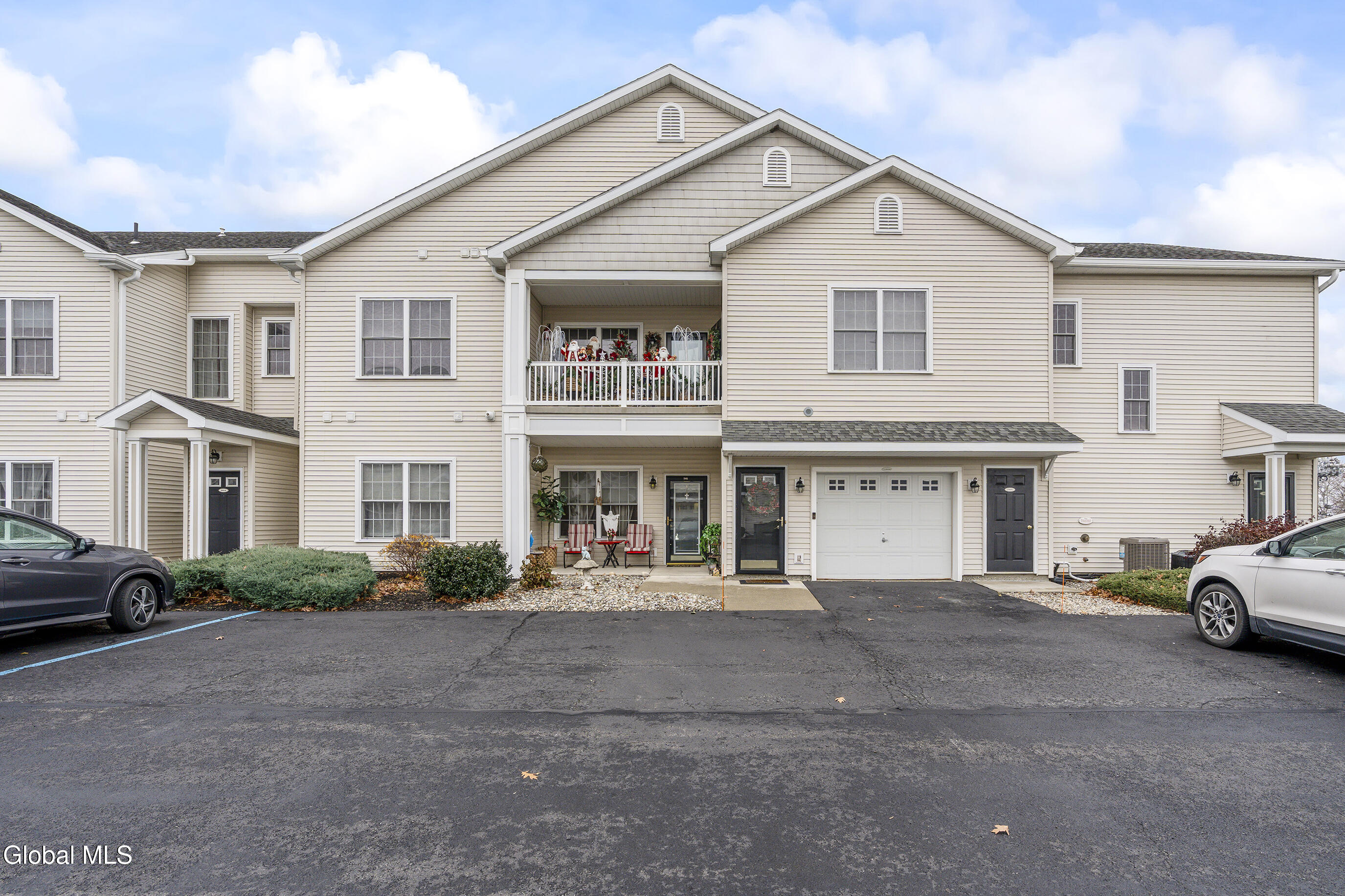 205 N Ridge Troy, NY 12182 - Photo 4 of 33 002-205-North-Ridge-Estate-Troy-NY-12182