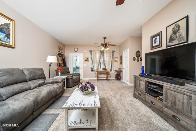 $259,900 | 205 N Ridge, Troy, NY 12182