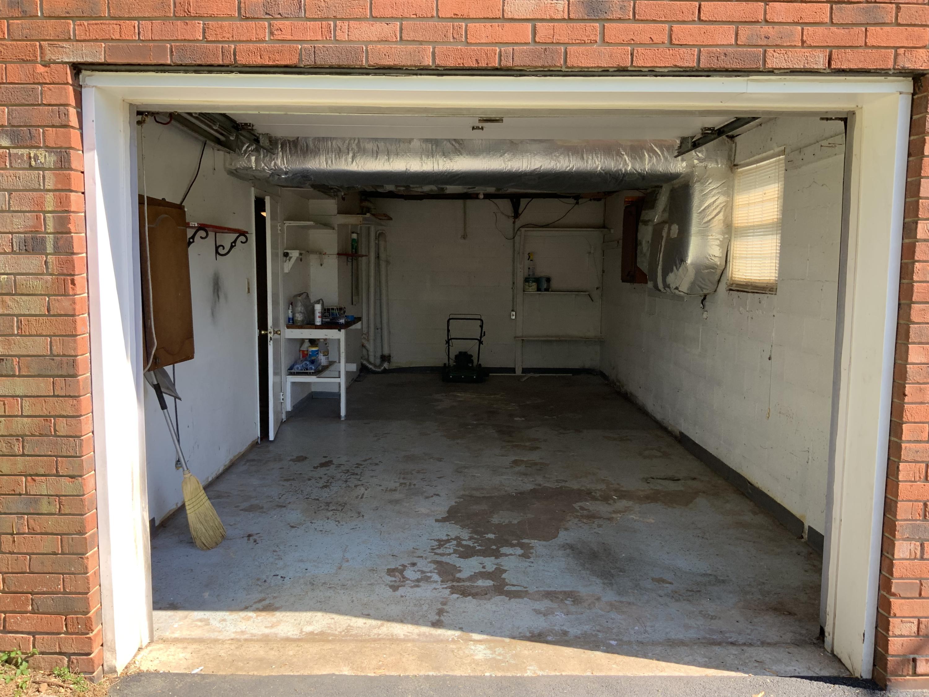 7604 Cranley Road Powell, TN 37849 - Photo 26 of 27 Garage/Workshop
