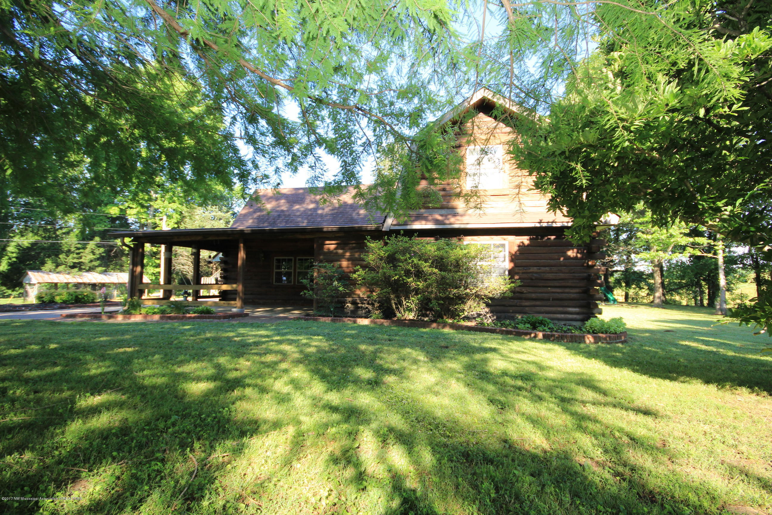 555 Douglas Road Hernando, MS 38632 - Photo 2 of 14 IMG_6660