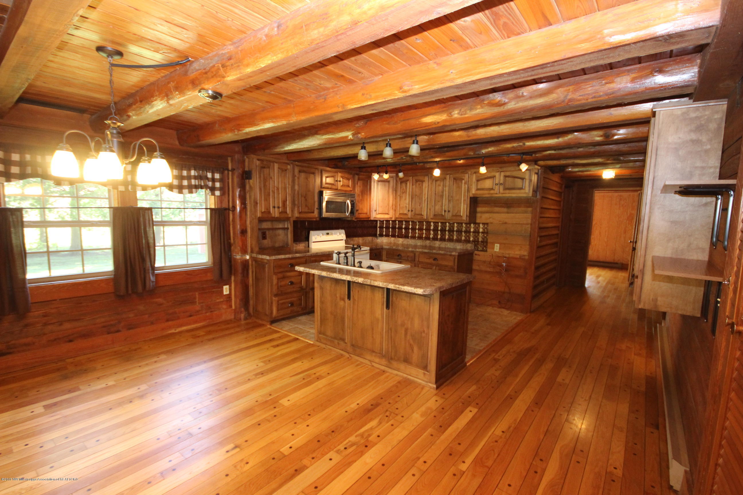555 Douglas Road Hernando, MS 38632 - Photo 6 of 14 IMG_6664