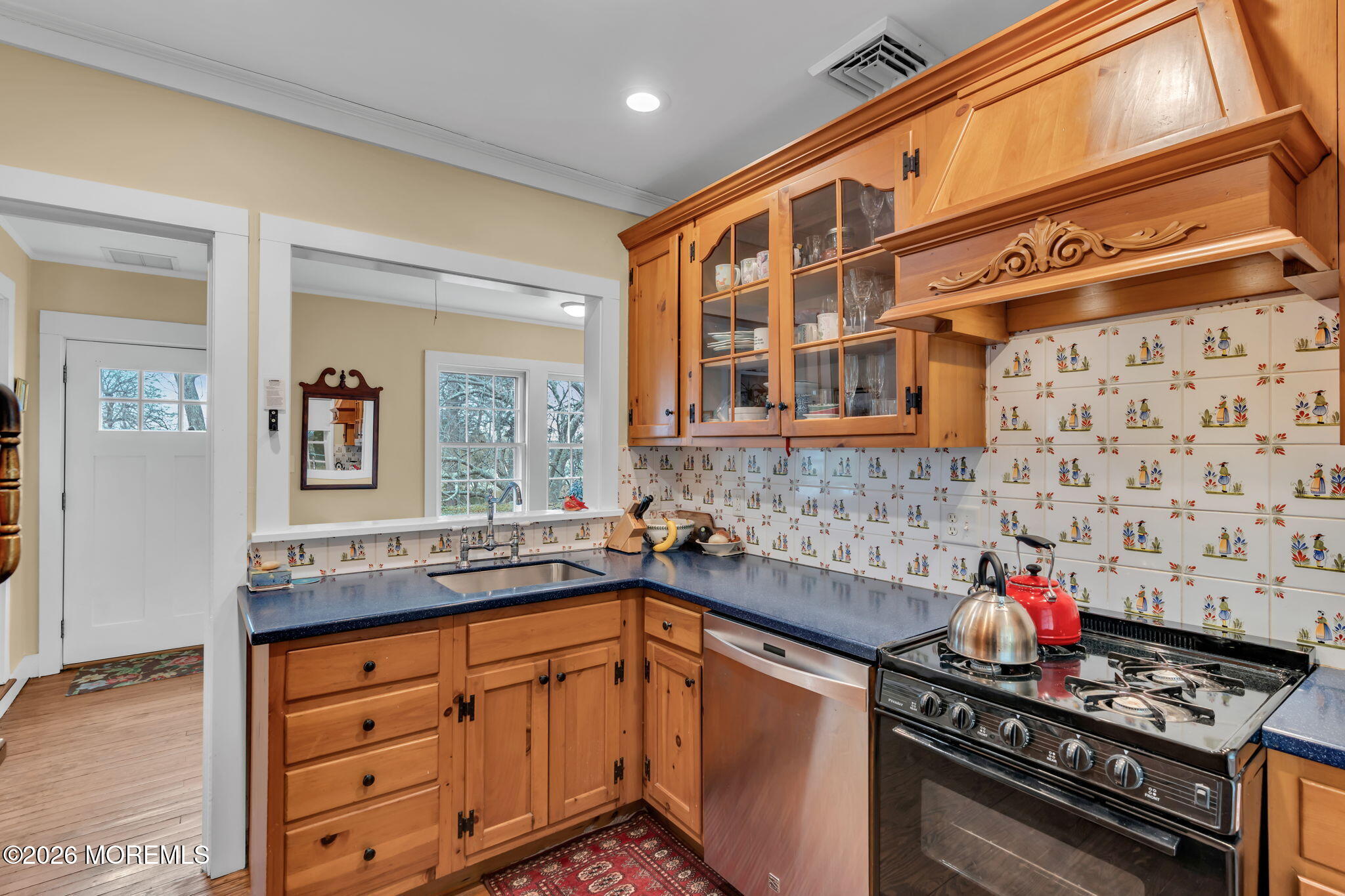 734 Navesink River Road Red Bank, NJ 07701 - Photo 100 of 115 Cottage B Kitchen