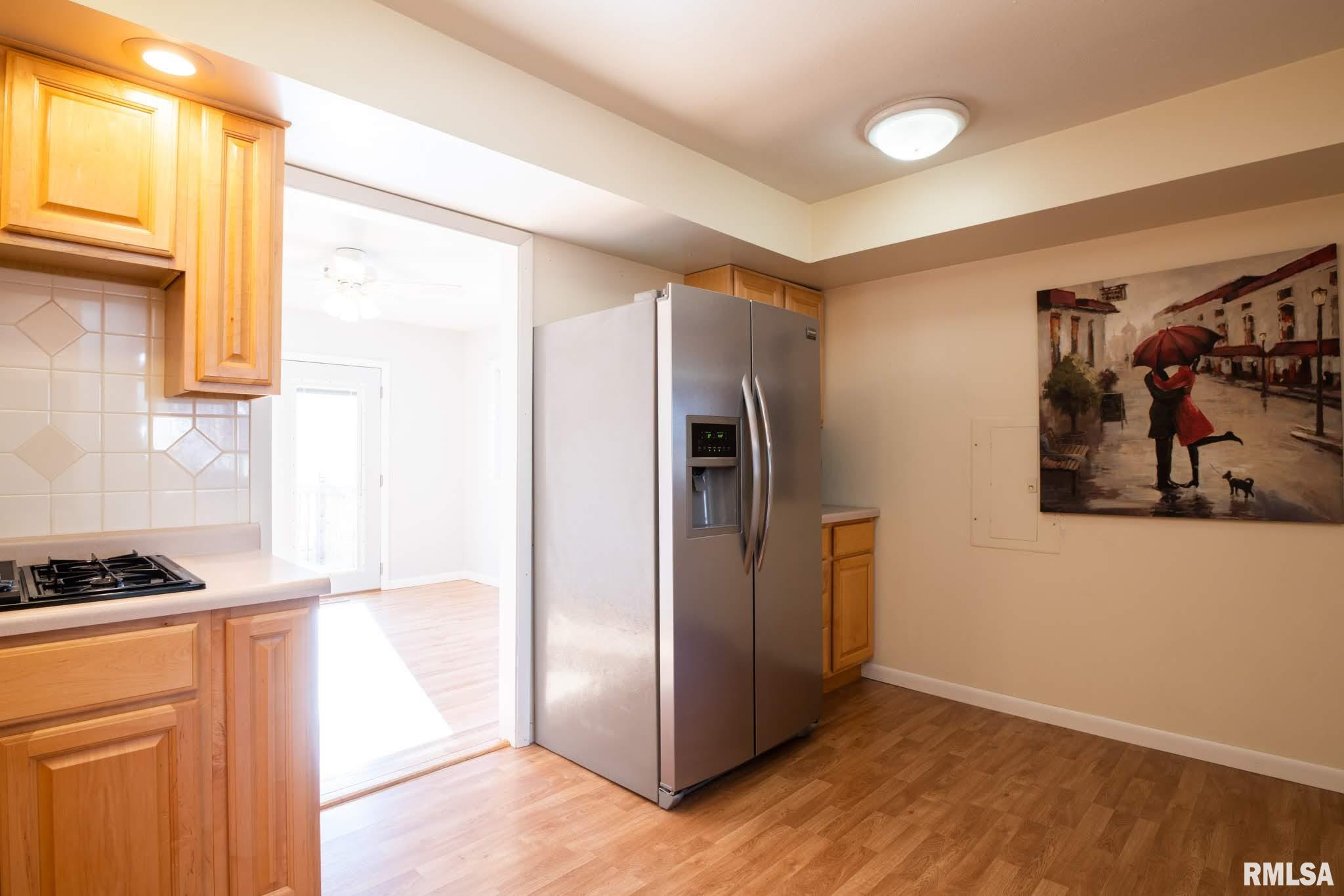 202 Radisson Road Marquette Heights, IL 61554 - Photo 9 of 28 Gallery Image 9