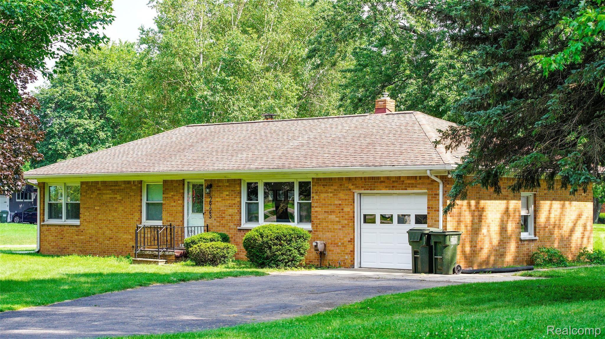 2923 Mohawk Lane Rochester, MI 48306 - Photo 1 of 12 Beautiful Corner Lot