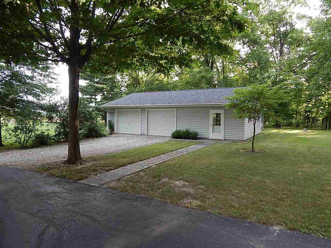 10538 South Wayne Road Warren, IN 46792 - Photo 4 of 5 Gallery Image 4
