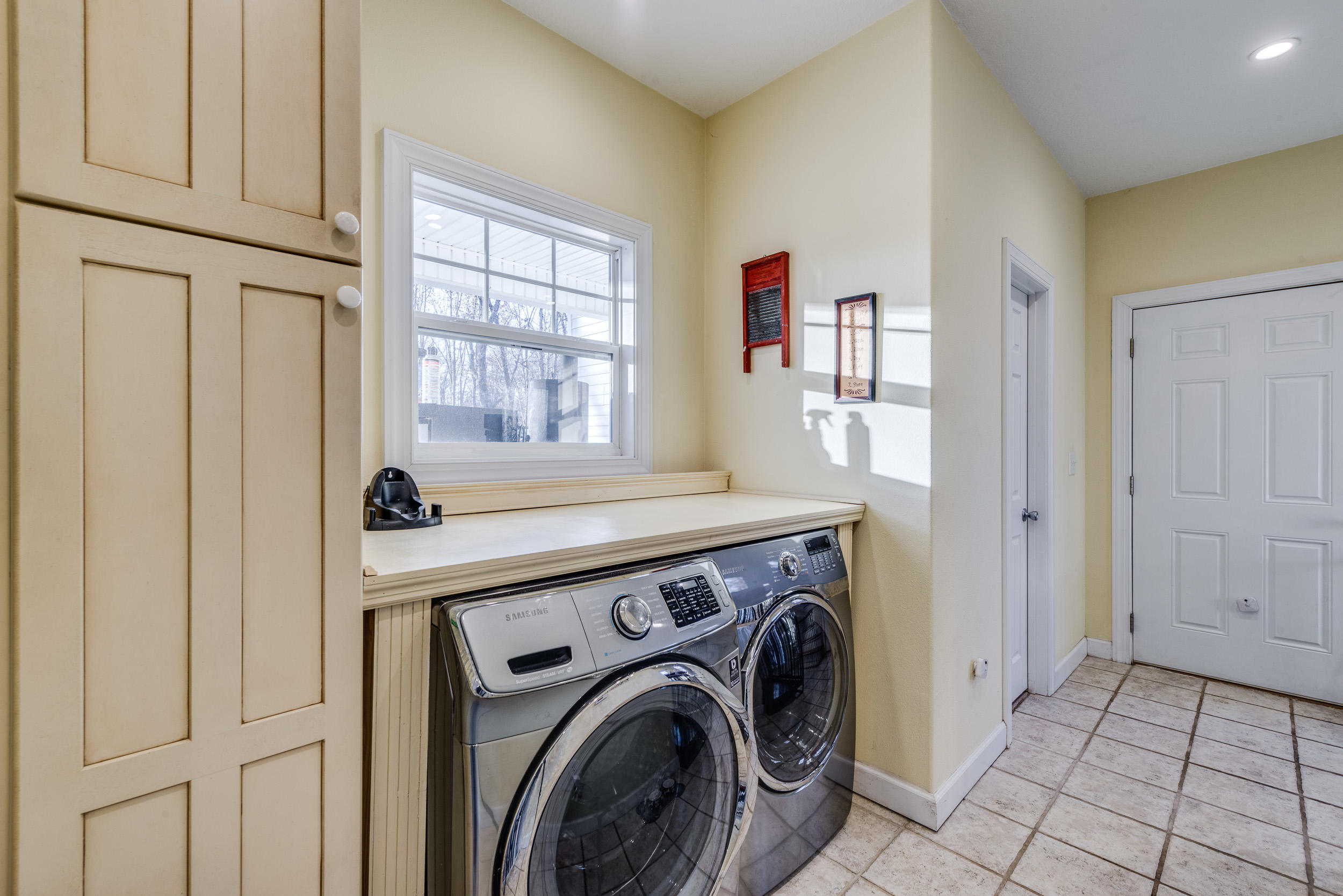 630 Cliff Park Road Monterey, TN 38574 - Photo 22 of 37 Laundry-1