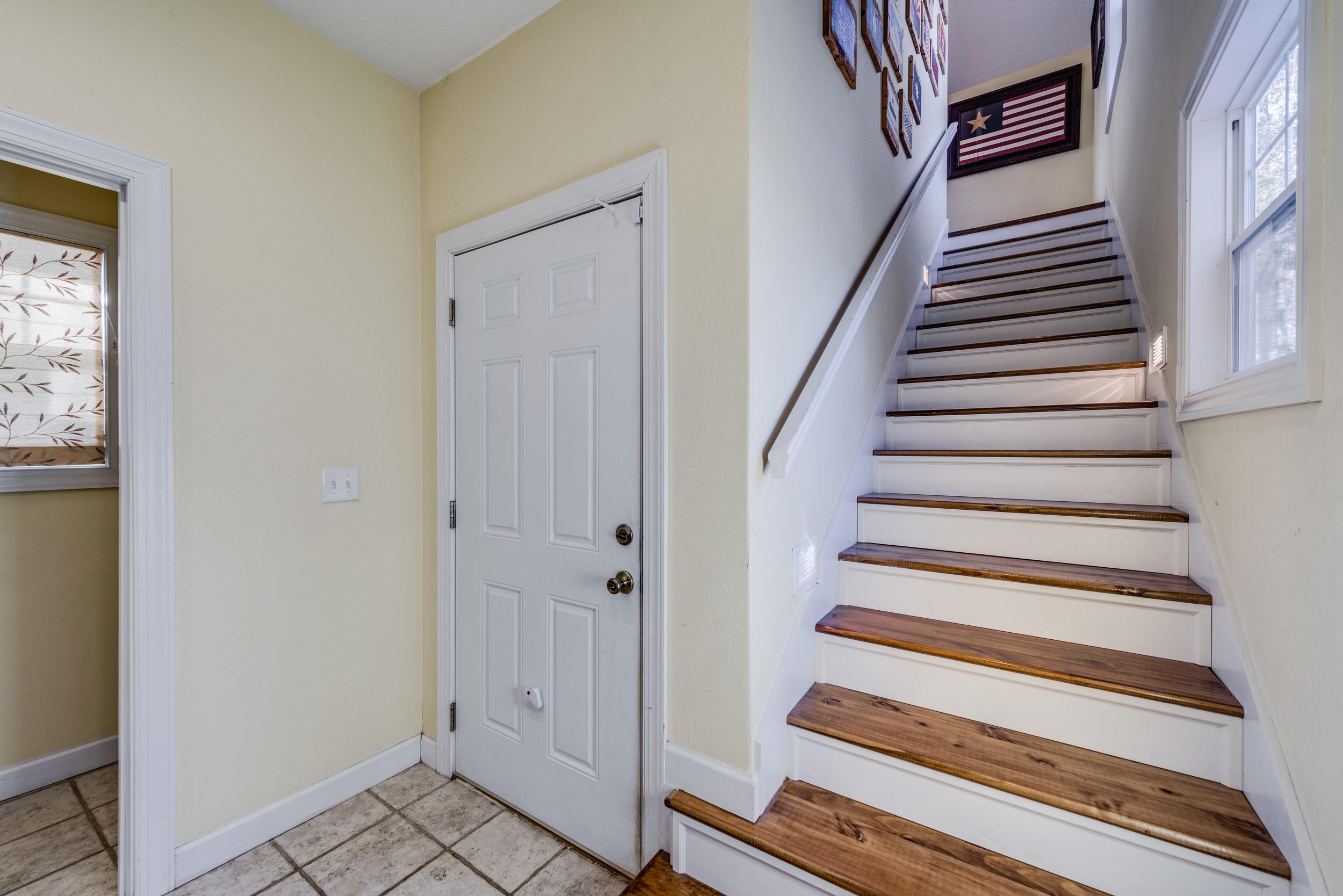 630 Cliff Park Road Monterey, TN 38574 - Photo 24 of 37 Stairs-1