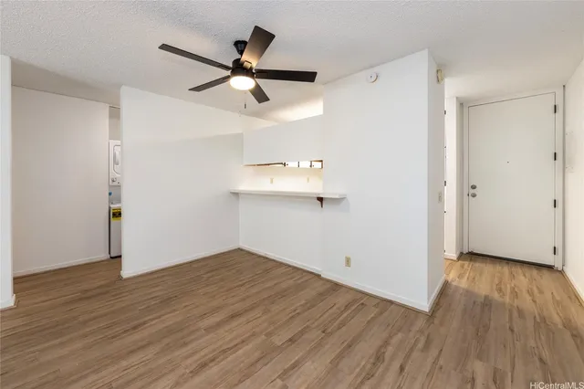 $3,350 | 1015 Aoloa Place, Unit 210, Kailua, HI 96734