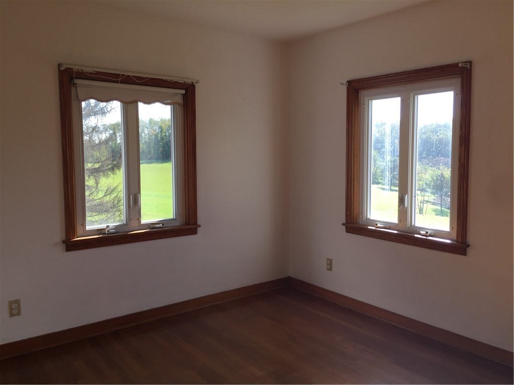522 Middletown Road New Stanton, PA 15672 - Photo 9 of 22 an empty room with a window
