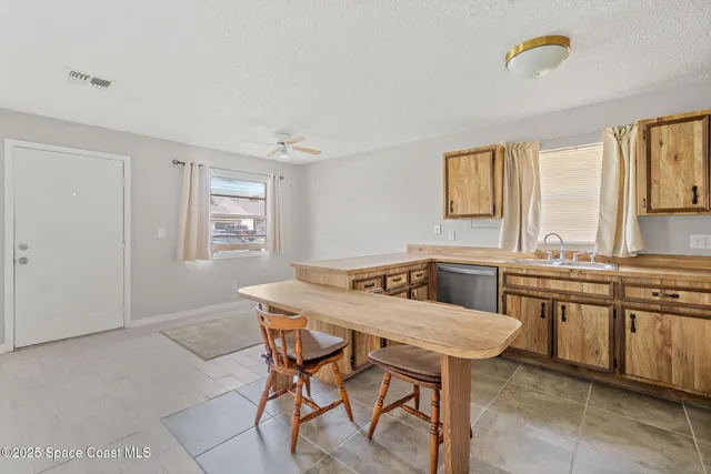 $1,600 | 1712 Stewart Place, Melbourne, FL 32935