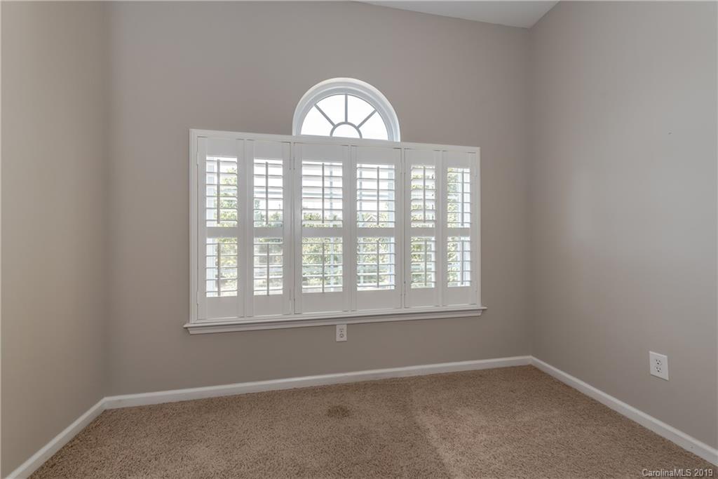 872 Treasure Court Fort Mill, SC 29708 - Photo 29 of 42 an empty room with a window