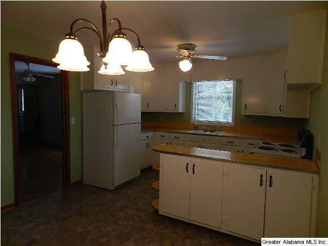 713 Martinwood Road Birmingham, AL 35235 - Photo 6 of 30