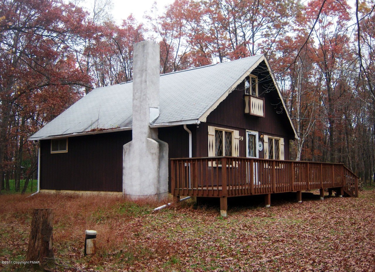 39 Mountain Road Albrightsville, PA 18210 - Photo 2 of 18 Front of Home