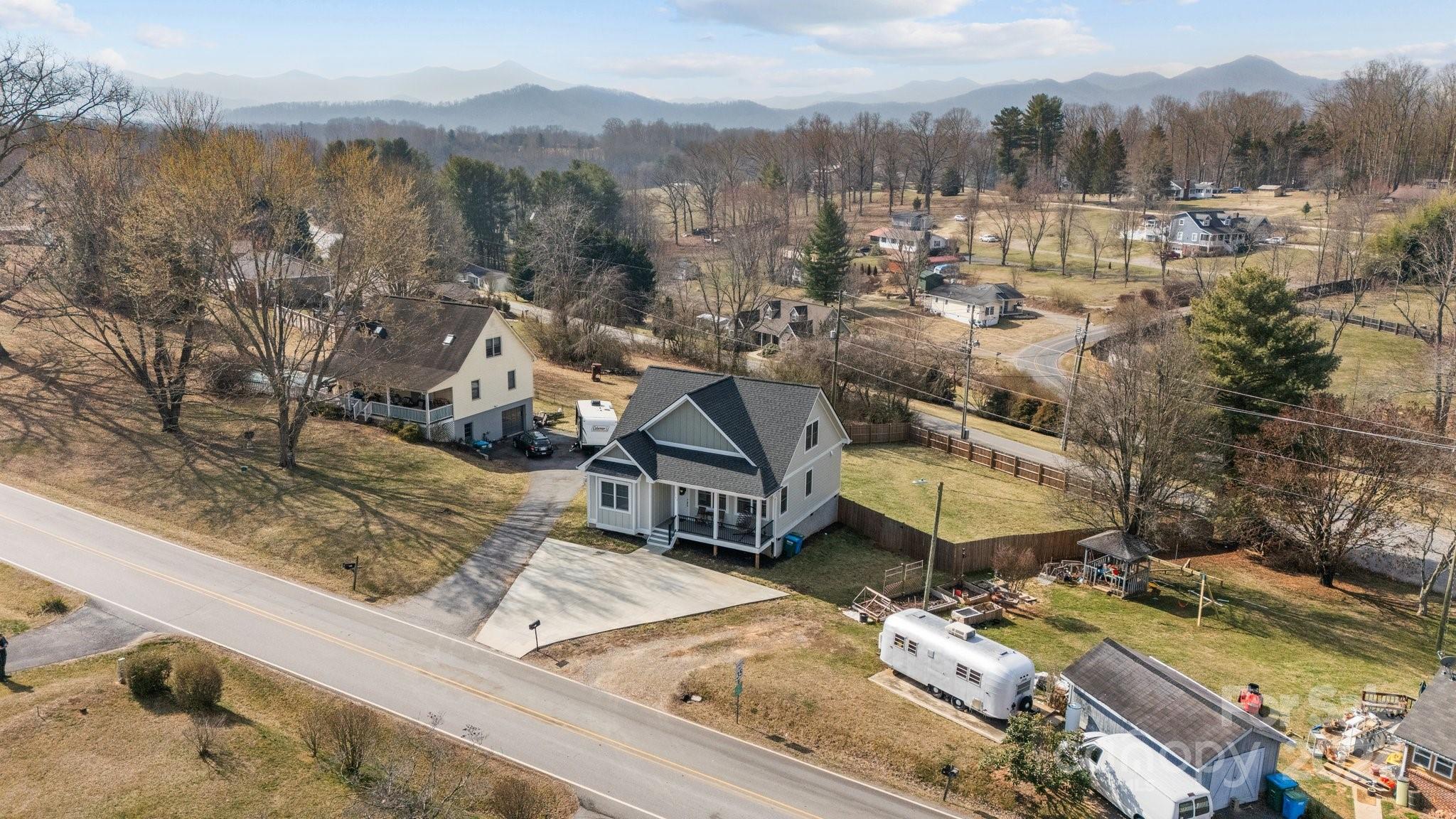 769 Bryson Road Candler, NC 28715 - Photo 44 of 45 Gallery Image 44