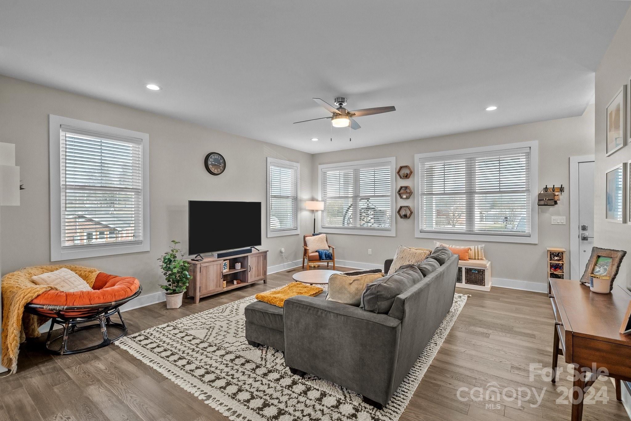 769 Bryson Road Candler, NC 28715 - Photo 10 of 45 Gallery Image 10