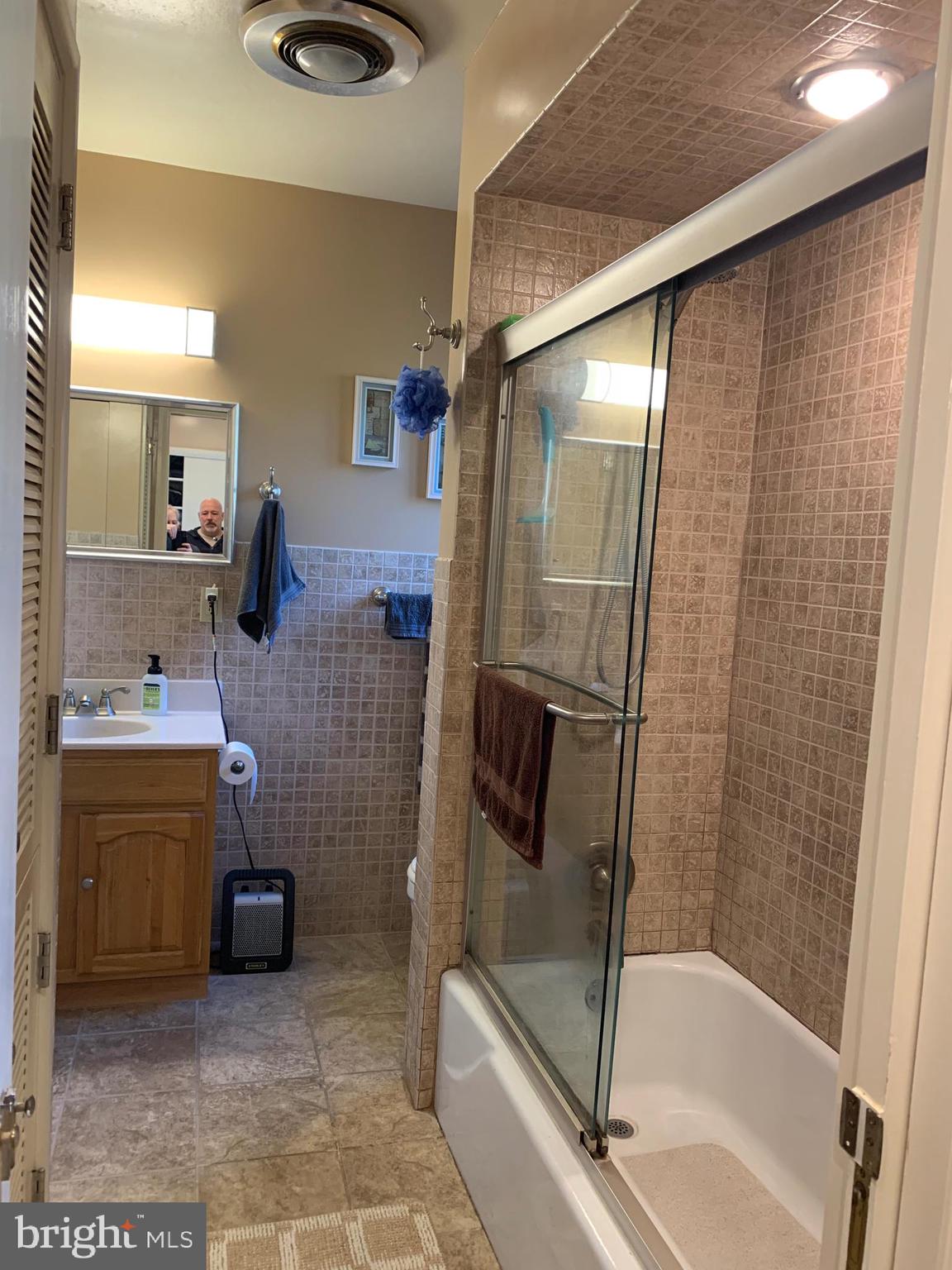 445 South Walnut Street Lititz, PA 17543 - Photo 16 of 56 Full Bath