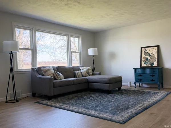 $249,900 | 4513 South 700 West, Mentone, IN 46539