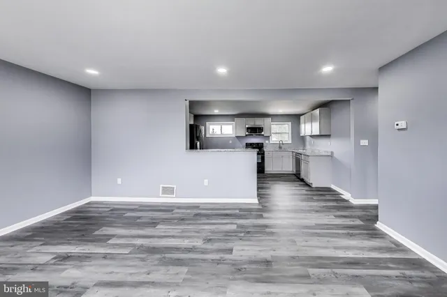 a view of empty room