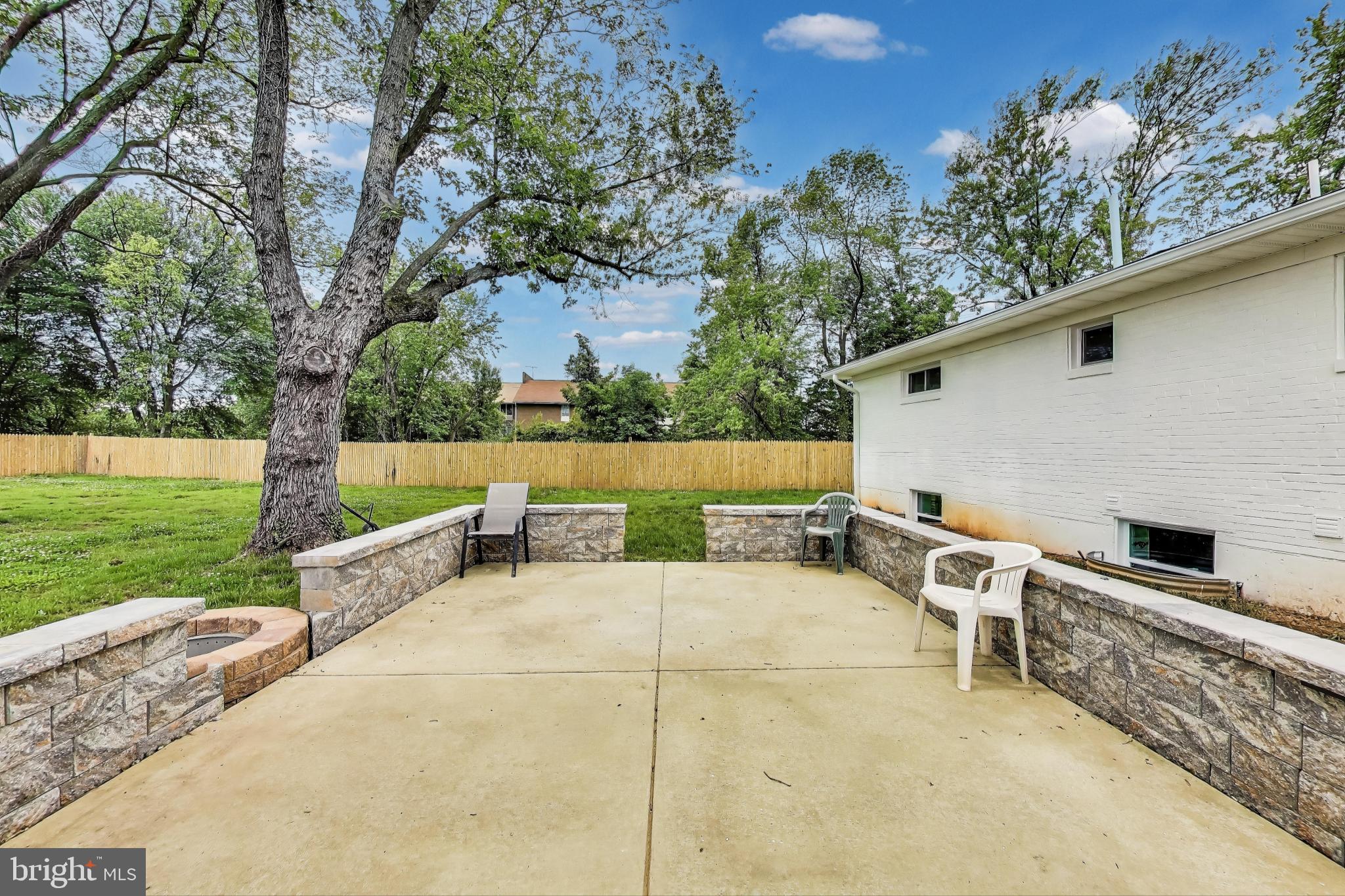 2500 Gehb Avenue Baltimore, MD 21227 - Photo 47 of 53 a view of outdoor space and yard