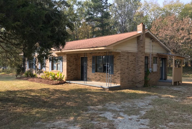 112 Perry Road Saluda, SC 29138 - Photo 1 of 19