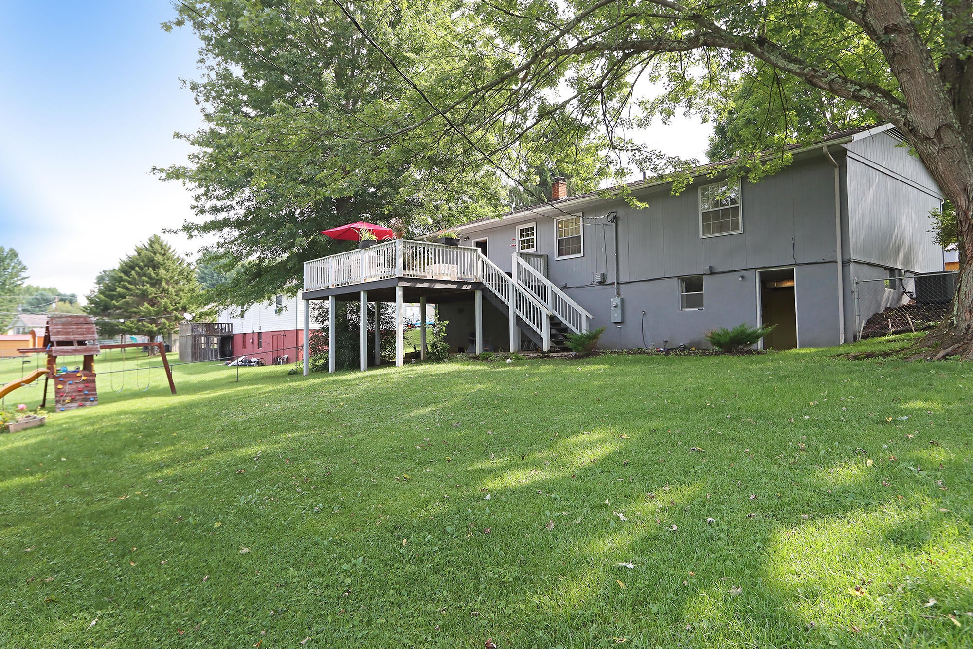 217 Sunset Cir Road Lewisburg, WV 24901 - Photo 32 of 38 Gallery Image 32