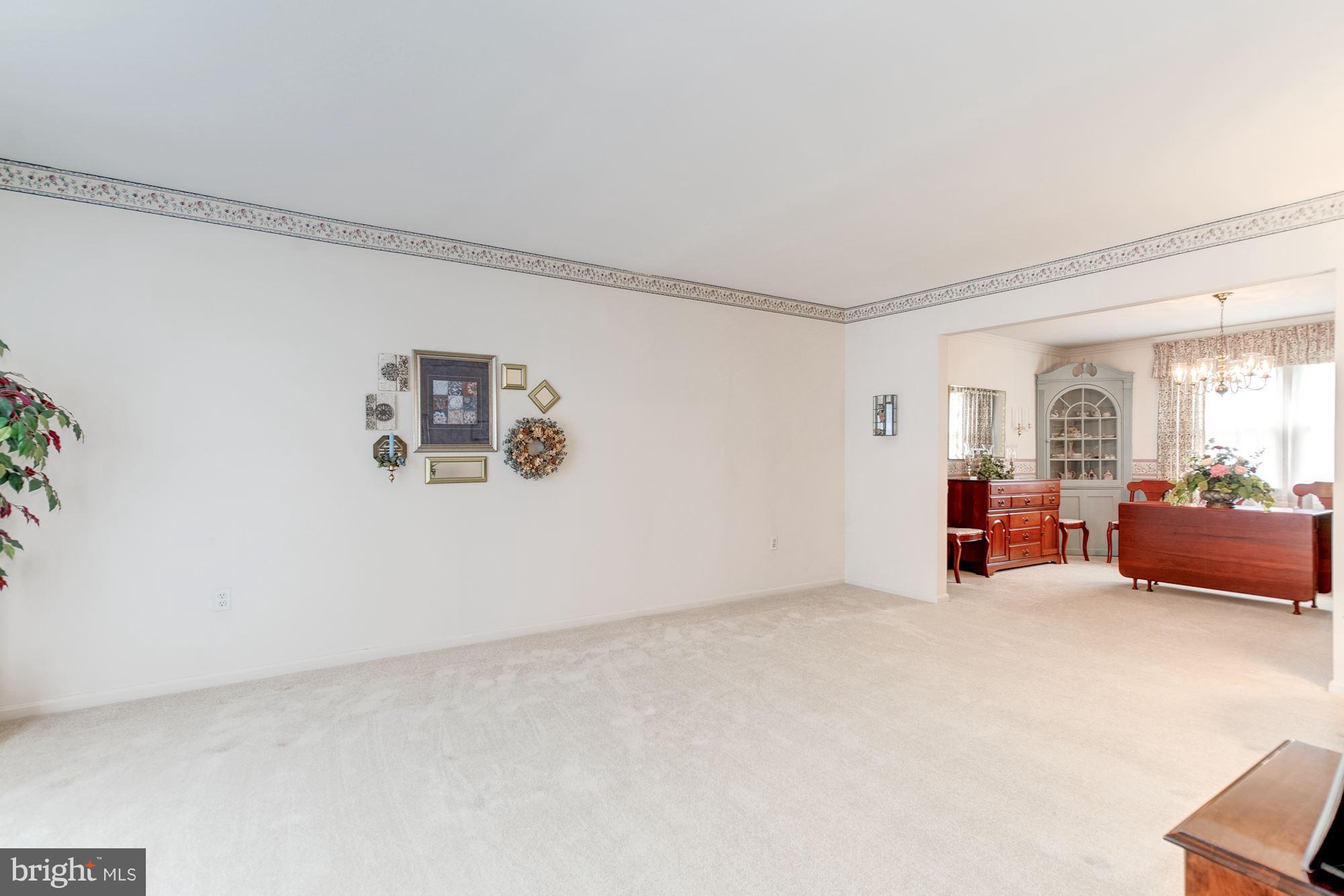 13123 Tamarack Road Silver Spring, MD 20904 - Photo 5 of 30 Living Room