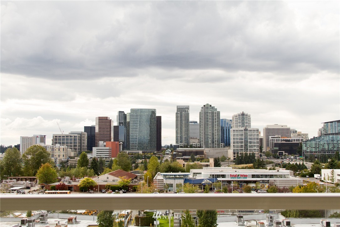 701 122nd Avenue Northeast, Unit 307 Bellevue, WA 98005 - Photo 16 of 19