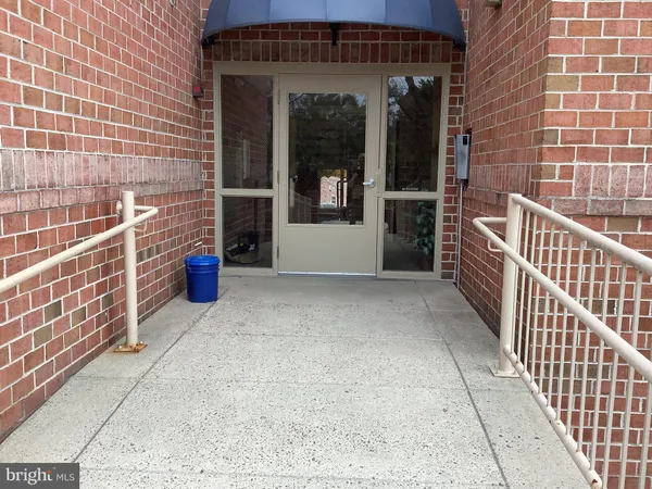 $220,000 | 3802 Wean Drive, Unit 2E, Baltimore, MD 21236