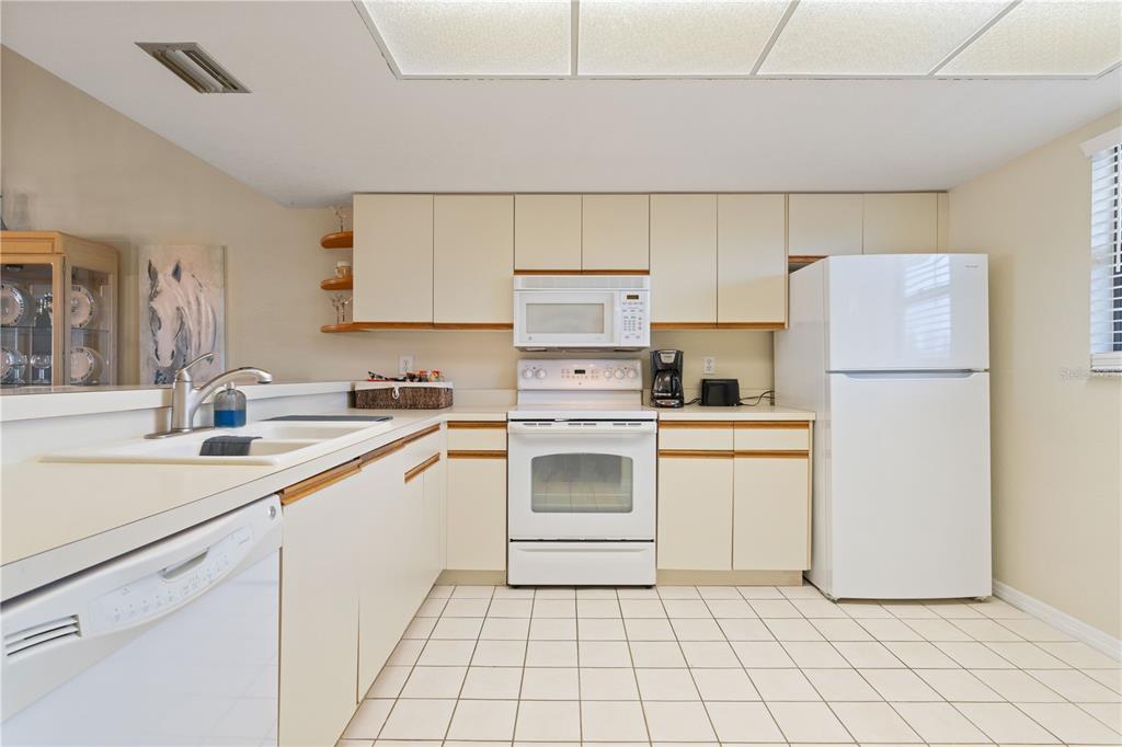 273 Coldeway Drive, Unit D10 Punta Gorda, FL 33950 - Photo 8 of 55