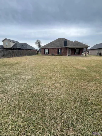 $284,000 | 447 Sugar Trail Street, Houma, LA 70364