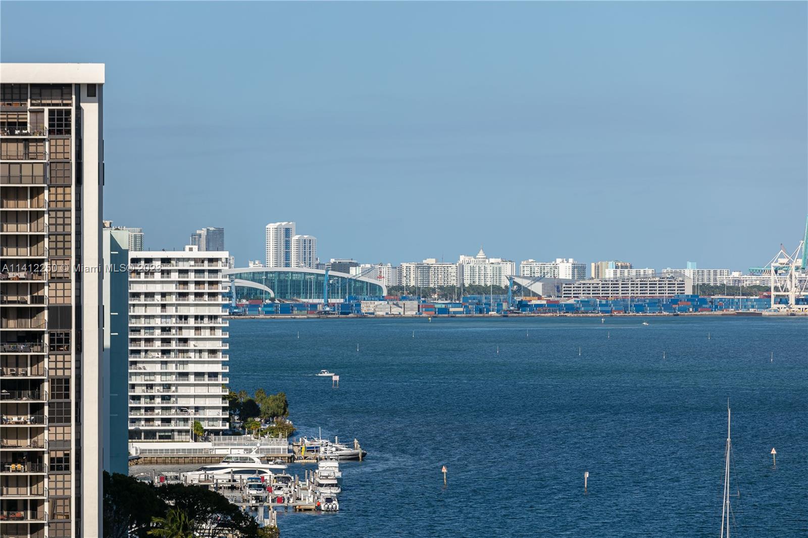 2333 Brickell Avenue, Unit 1511 Miami, FL 33129 - Photo 37 of 59 a view of ocean and city