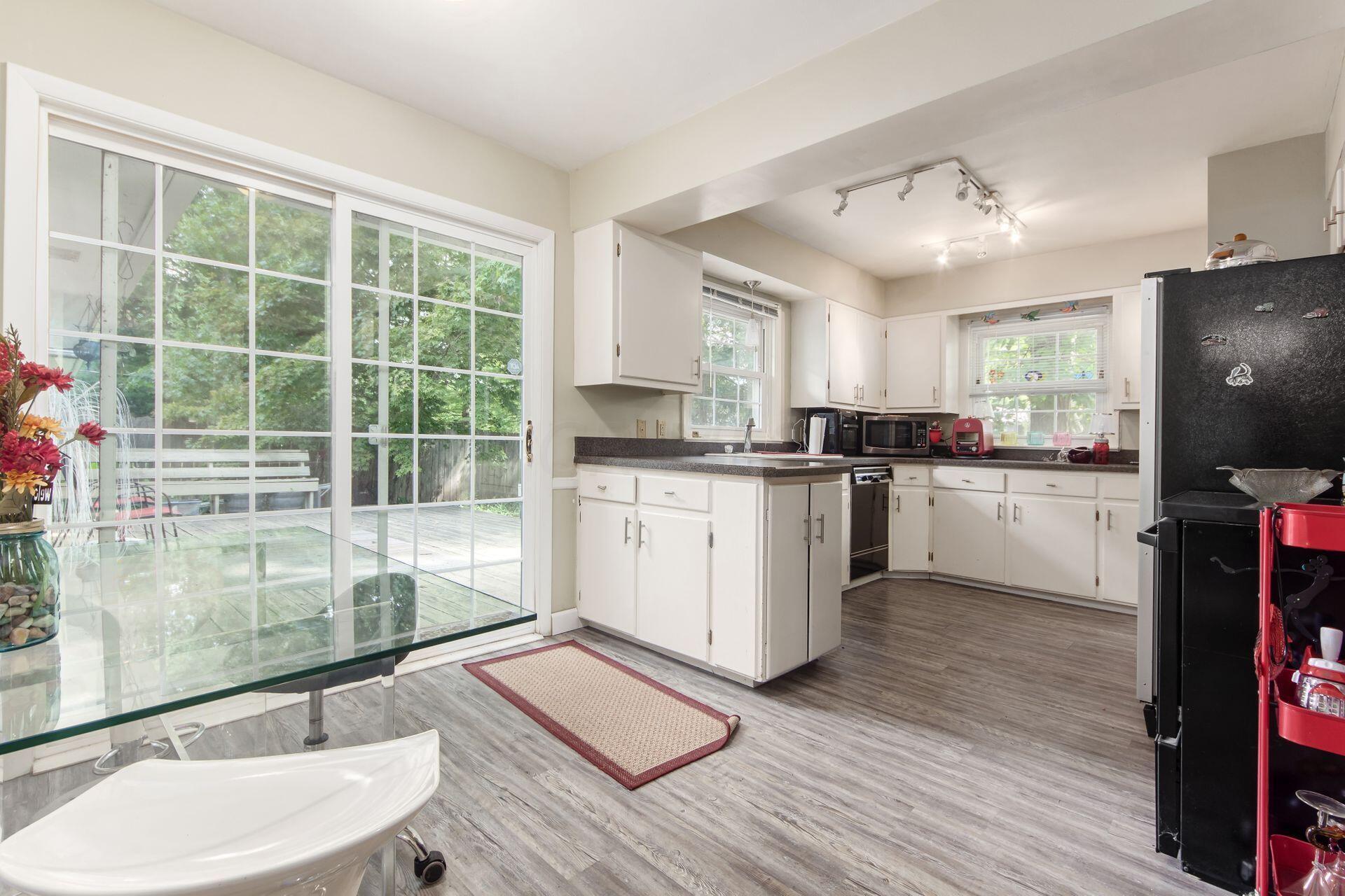 3086 Leeds Road Columbus, OH 43221 - Photo 26 of 47 041_8f1cf1a33_M 3086 Leeds017