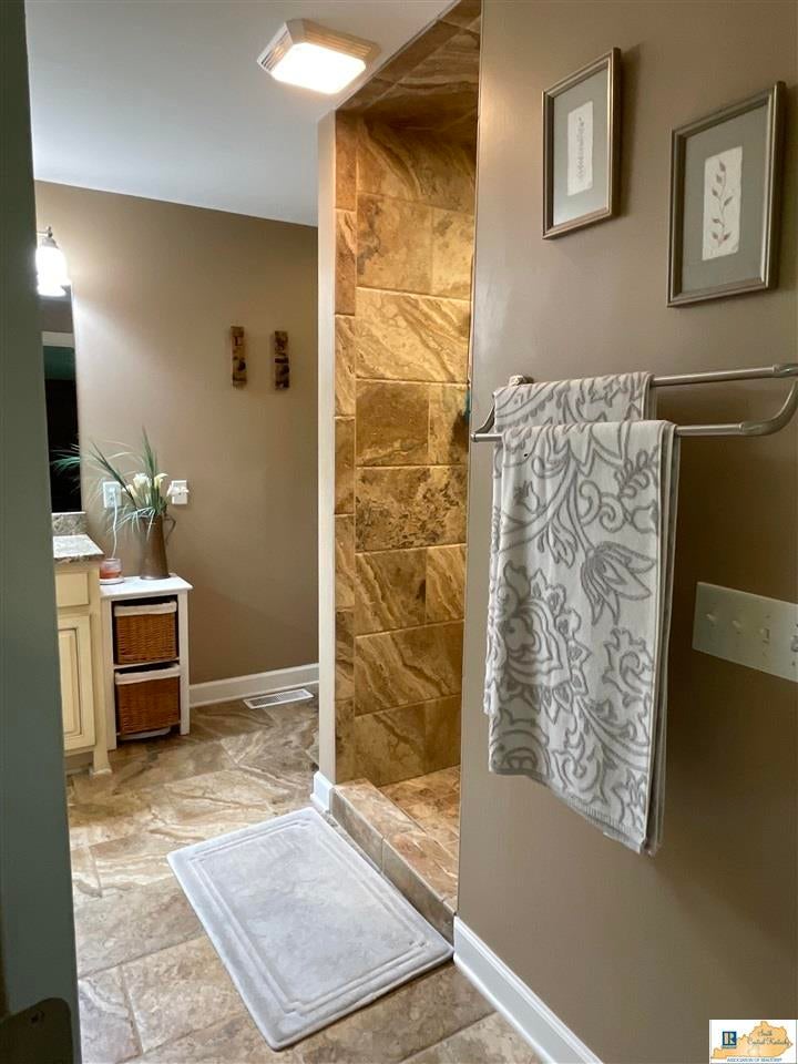 2140 Edmonton Road Glasgow, KY 42141 - Photo 12 of 38 Gallery Image 12