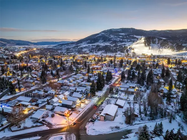 $3,990,000 | 512 8th Street, Steamboat Springs, CO 80487