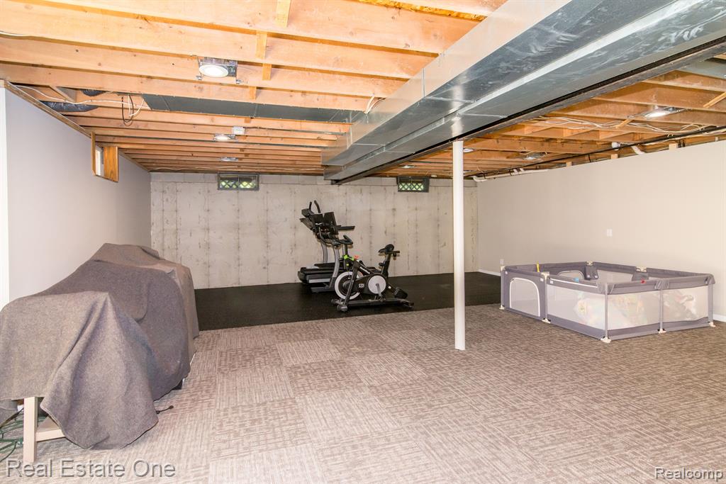 5804 Brighton Road Brighton, MI 48116 - Photo 50 of 57