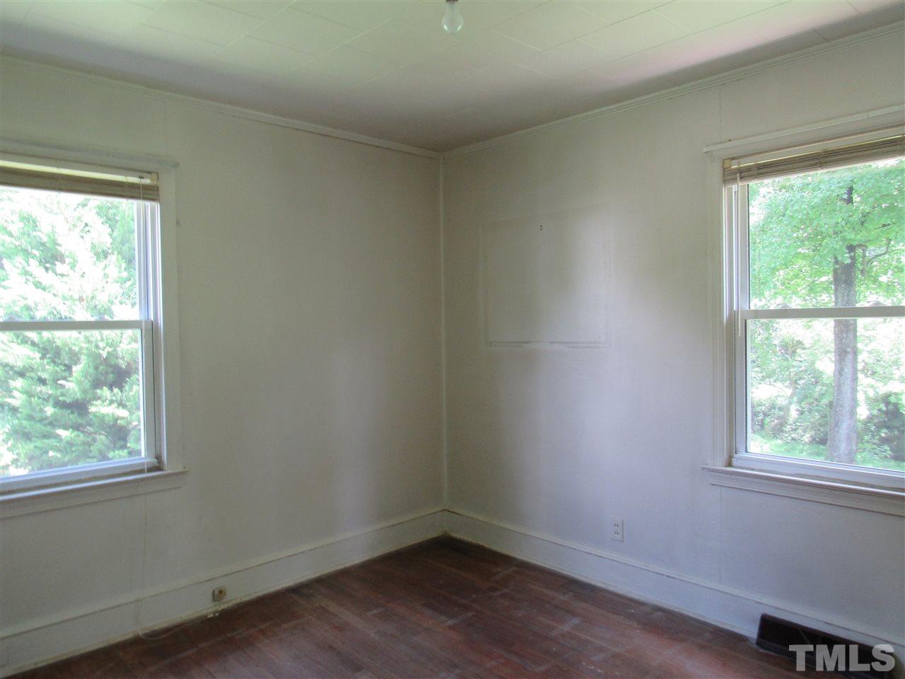 419 Ellen Street Roxboro, NC 27573 - Photo 13 of 16