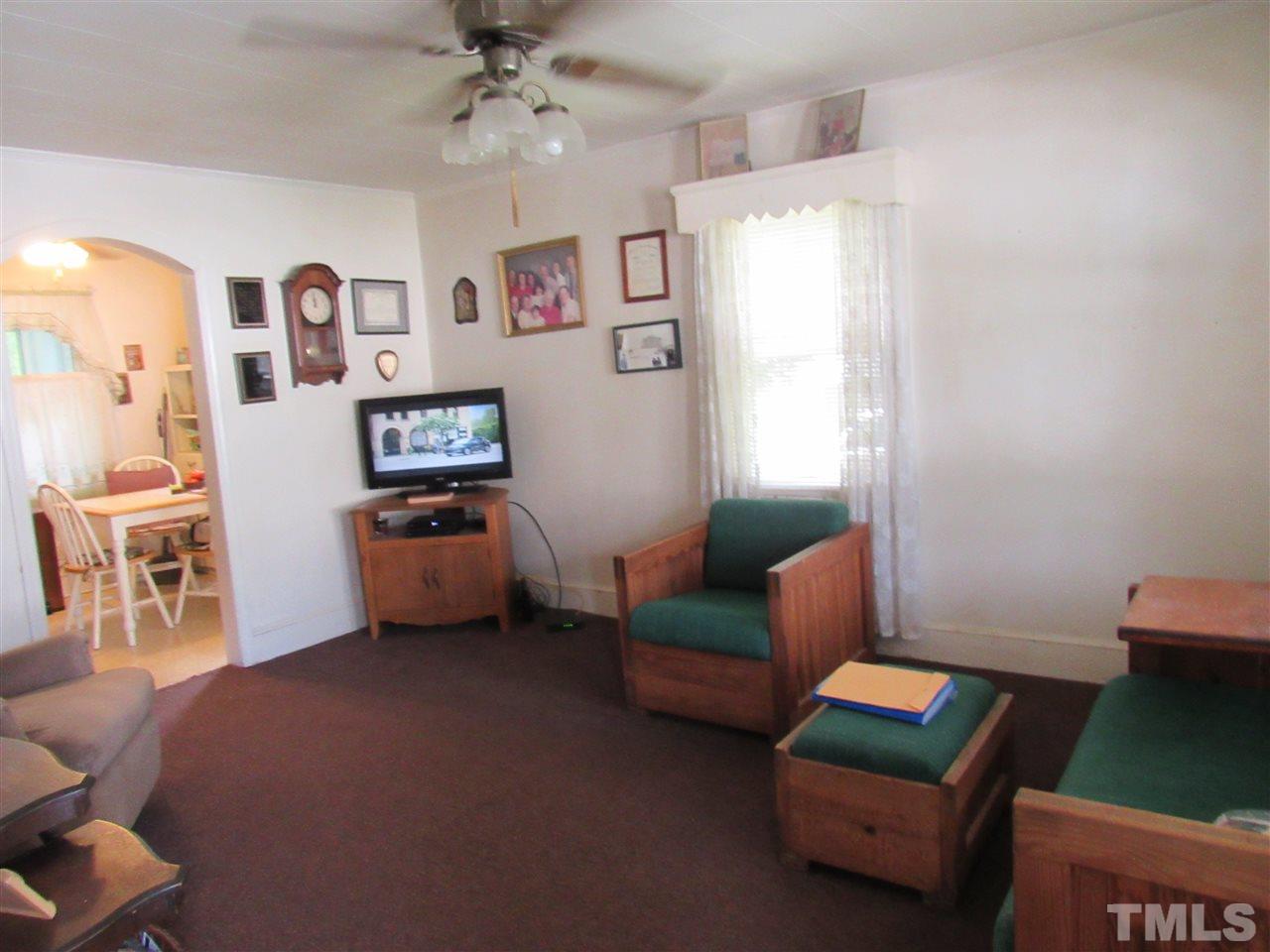 419 Ellen Street Roxboro, NC 27573 - Photo 10 of 16
