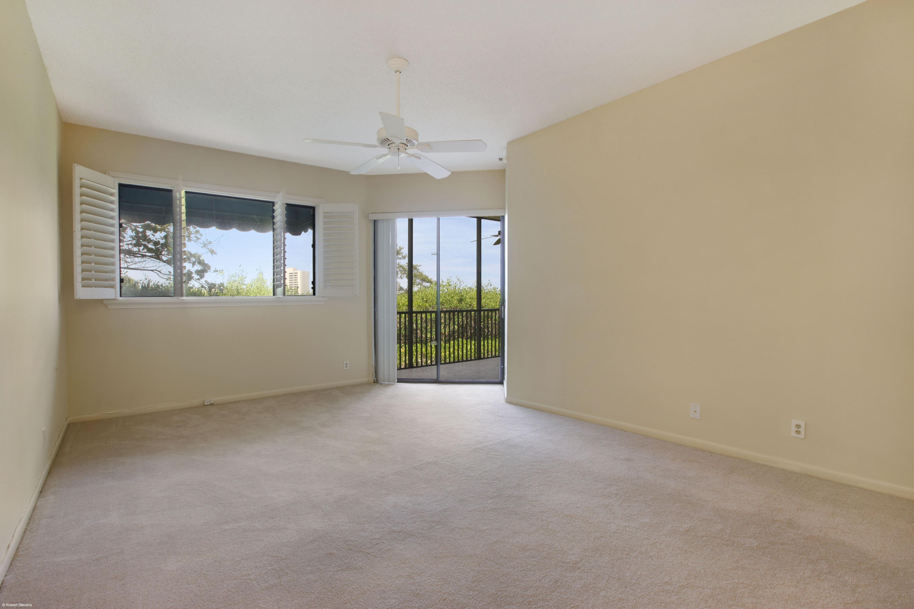 200 Waterway Road, Unit 102 Jupiter, FL 33469 - Photo 14 of 29 Huge 15x20 Master Bedroom!