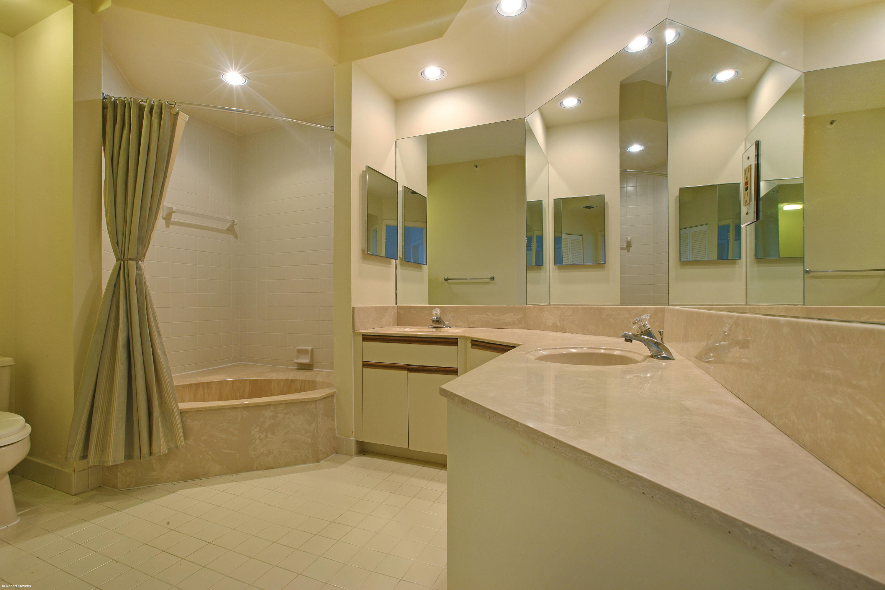 200 Waterway Road, Unit 102 Jupiter, FL 33469 - Photo 15 of 29 14