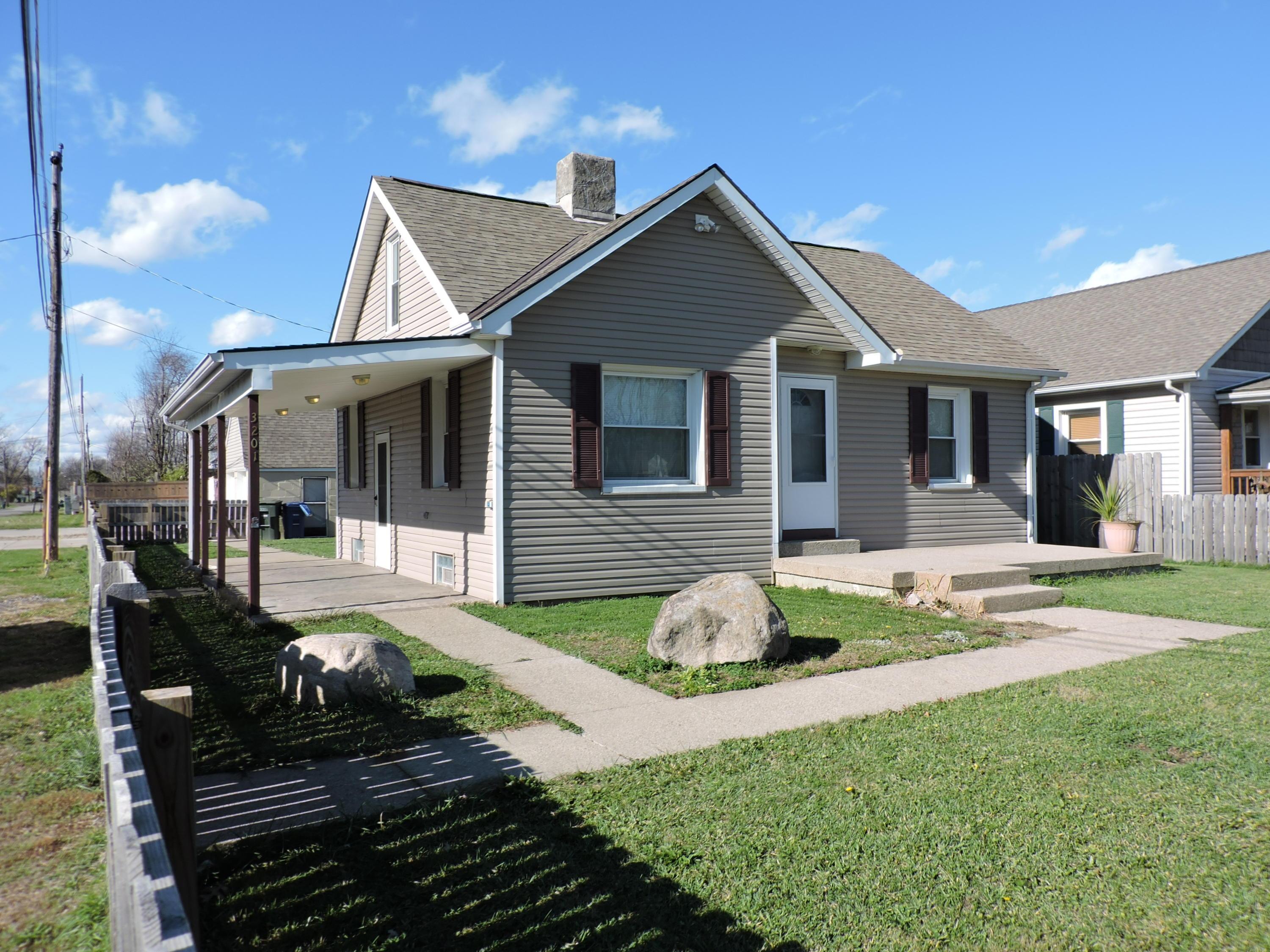 3201 Lockbourne Road Columbus, OH 43207 - Photo 4 of 23 Gallery Image 4