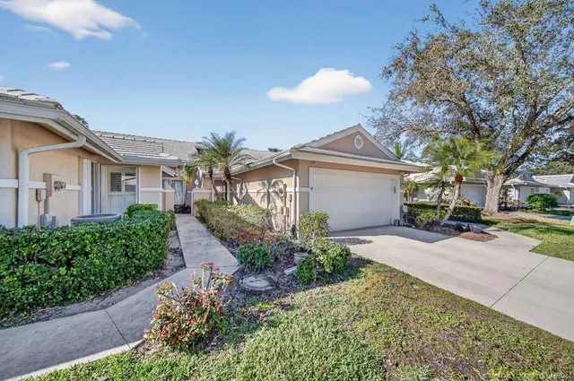 $535,000 | 2426 Southwest Foxpoint Trail, Palm City, FL 34990